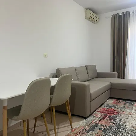 Fia 2 Apartament